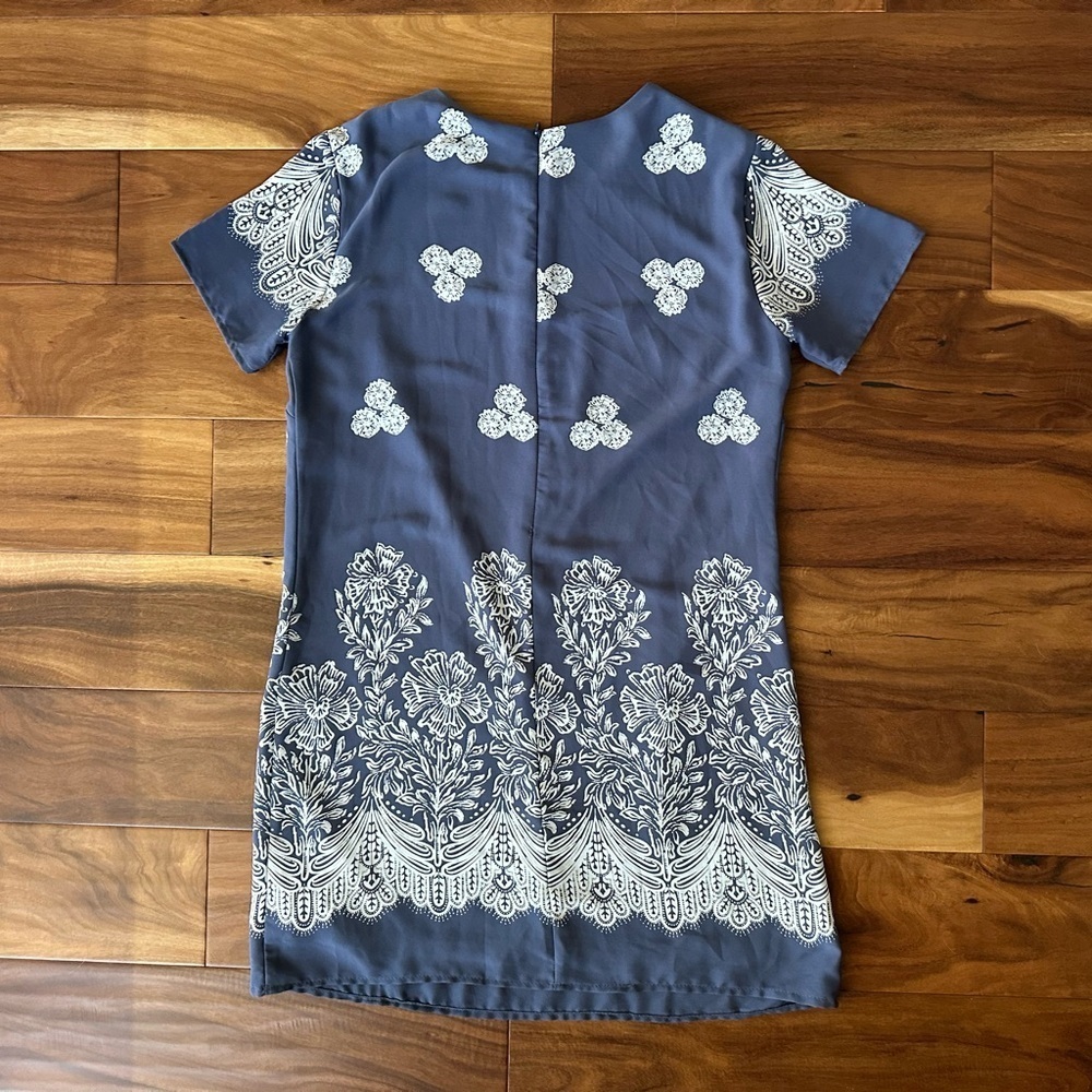 Lulus Riverside Slate Blue Floral Print Shift Dress size Small - Picture 6 of 7